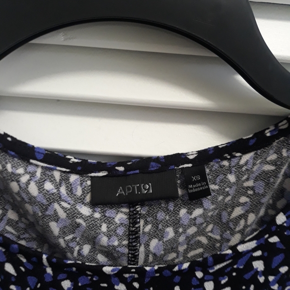 Dress mix of colors - Picture 2 of 2